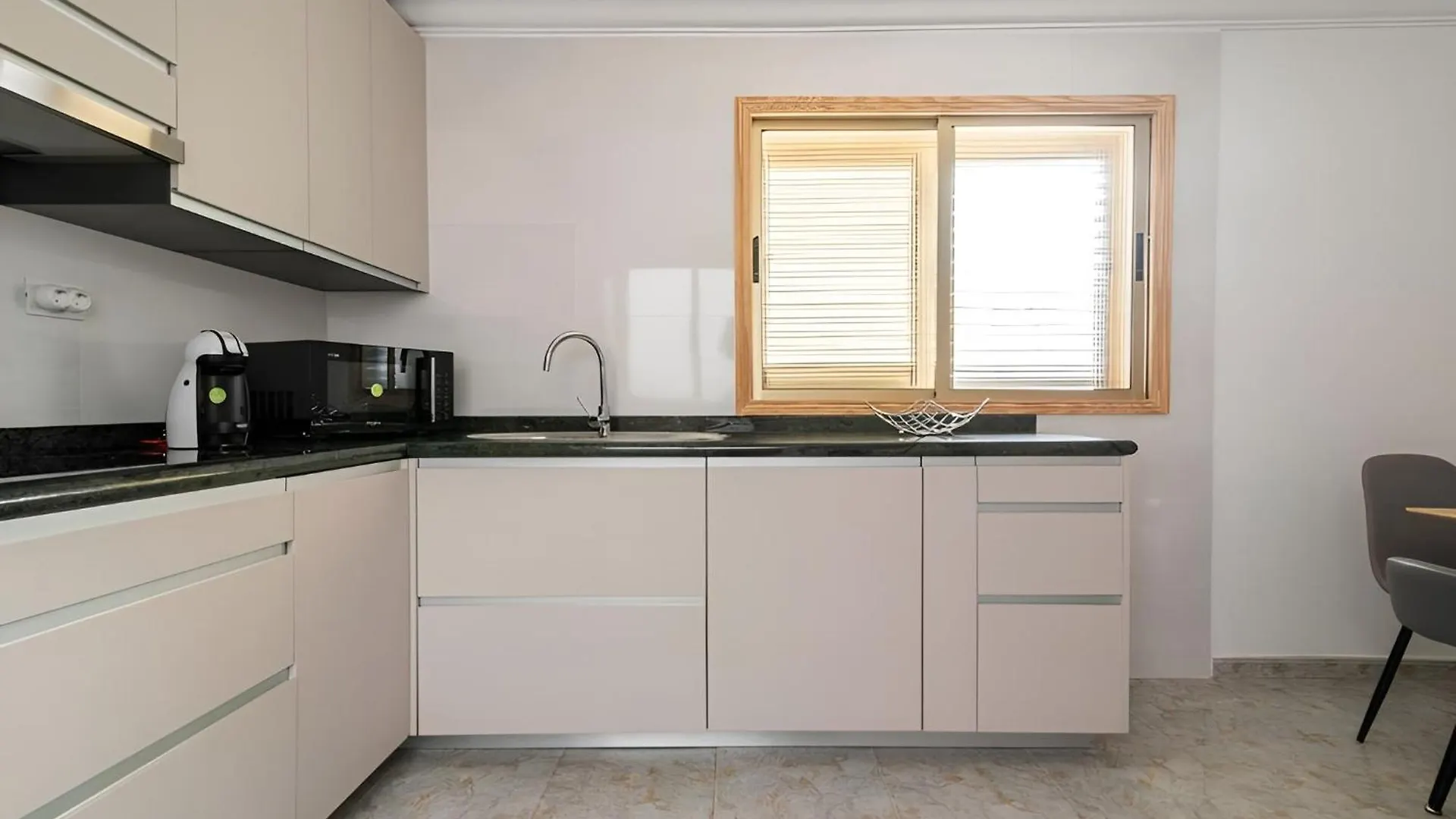 Apartamento Lovely House In Gran Canaria Next To The Airport Melenara